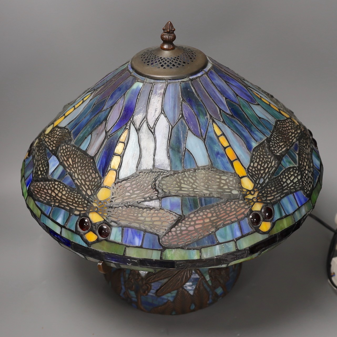 A Tiffany style dragonfly stained glass table lamp, 44cm tall